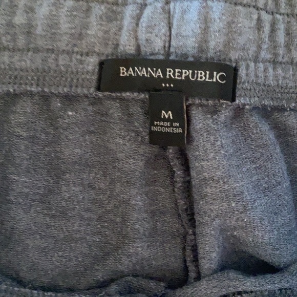 Banana Republic Lightweight Joggers - Picture 2 of 4